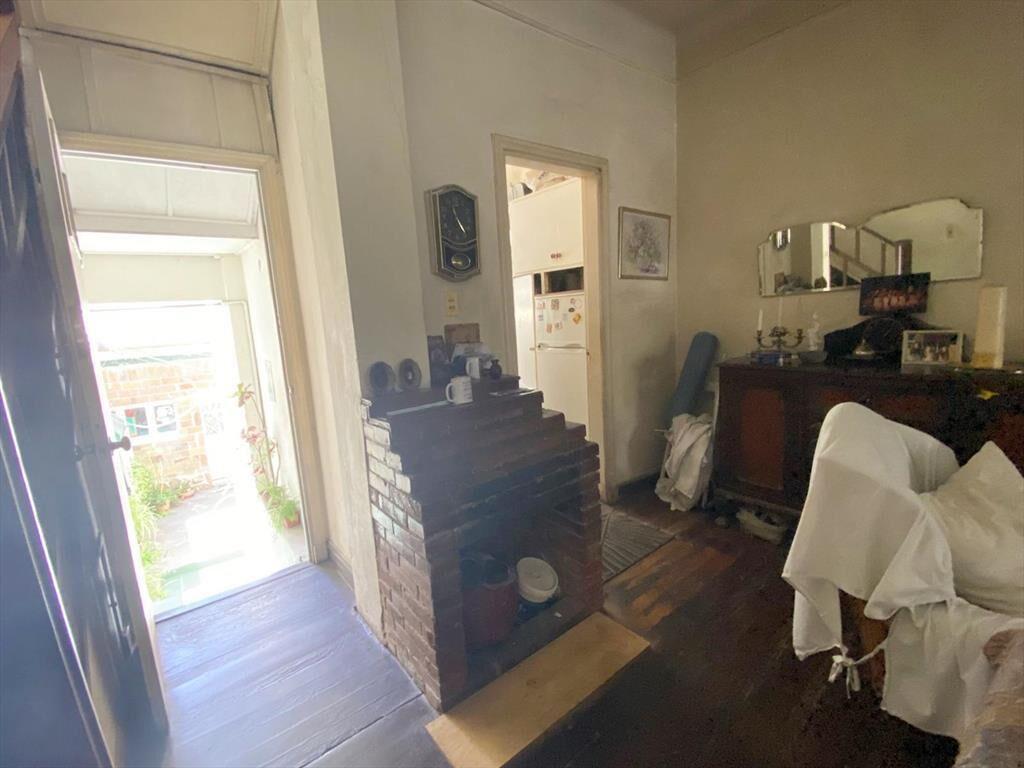 Venta casa de 4 dormitorios, amplio garage y patio en Pocit