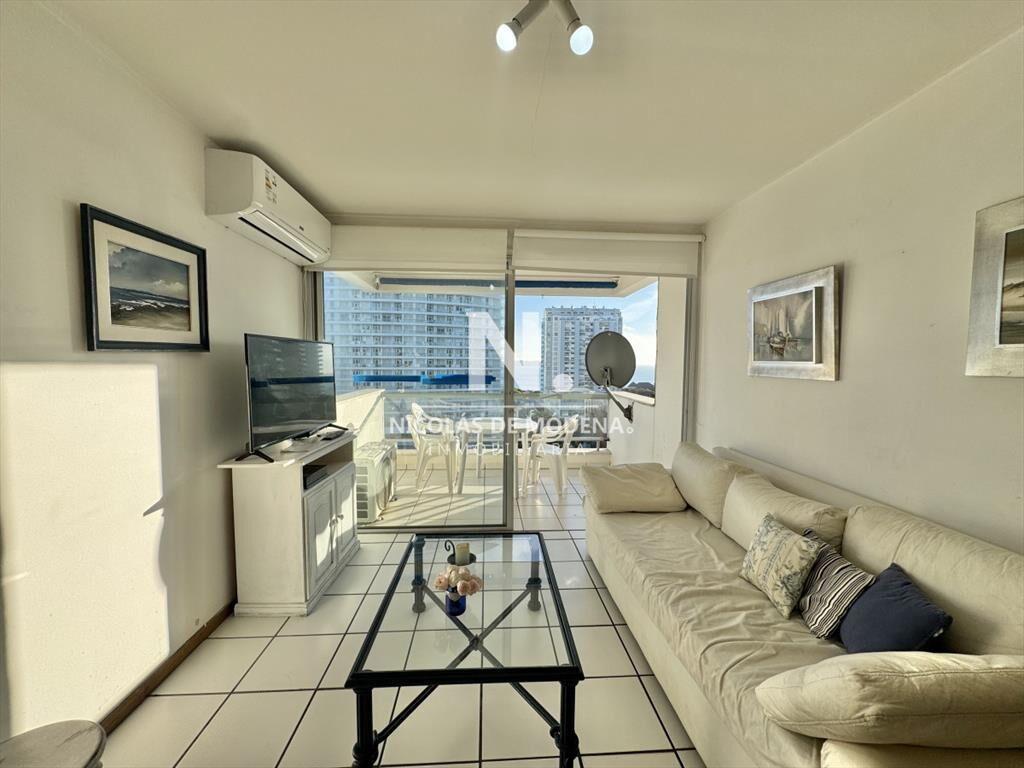 VENTA DE APARTAMENTO DE 2 DORMITIORIOS ZONA MANSA