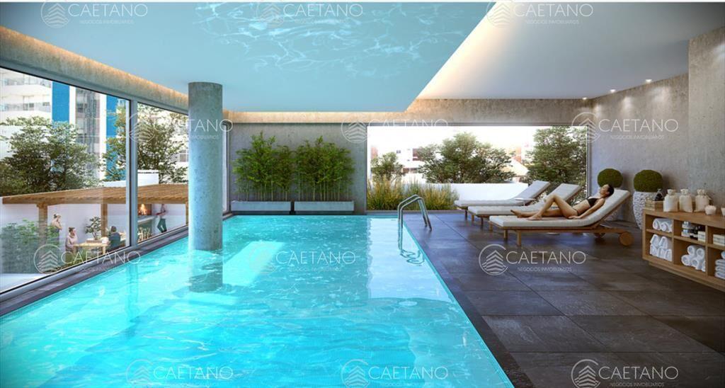 Vende apartamento de 2 dormitorios en Punta del