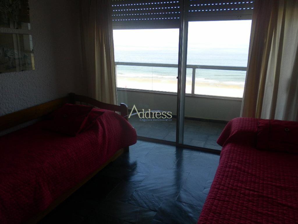 Apartamento en Brava, 2 dormitorios *