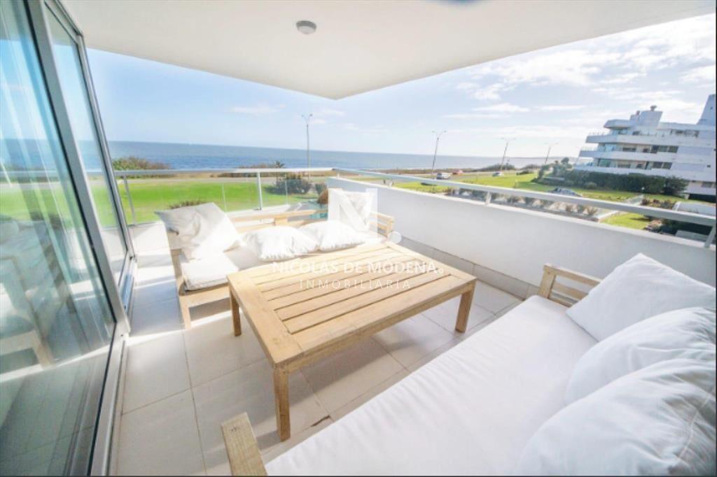 Vende apartamento en Mansa, Punta del Este de 3