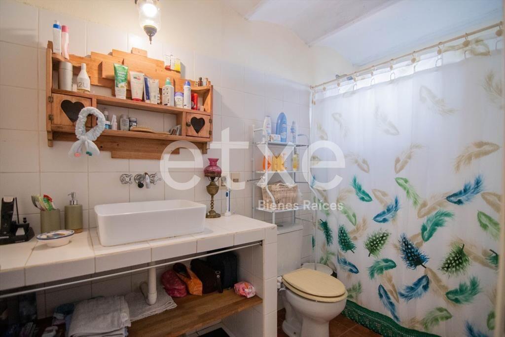 Venta de Divina Casa PH con Renta en Parque Rodo...