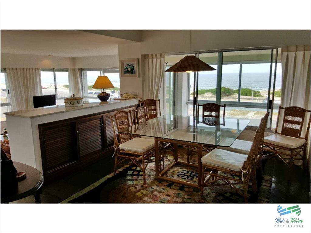 Apartamento en Brava, 2 dormitorios *