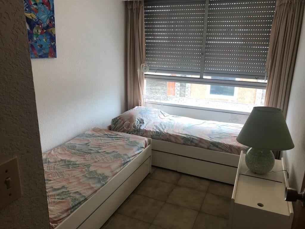 Apto de 2 dormitorios 1 baño con vista a la el