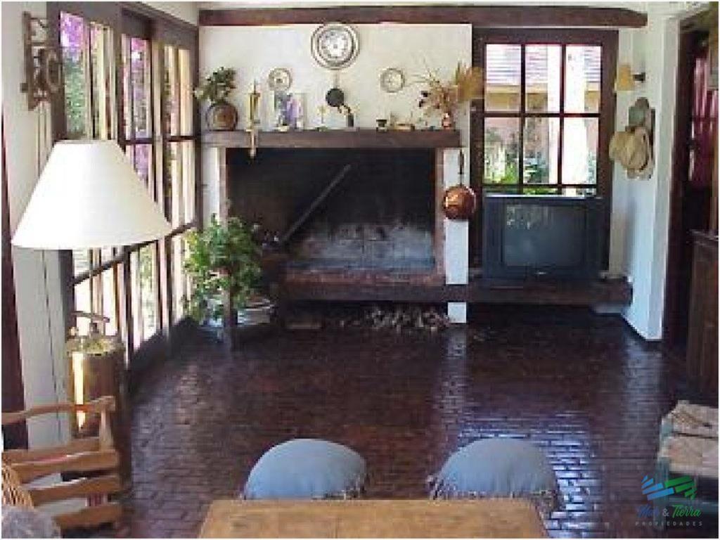 Vendo casa 6 dormitorios con piscina y gran en