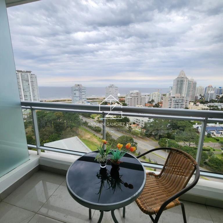 Apartamento en venta en torre One, 1 dormitorio amueblado,