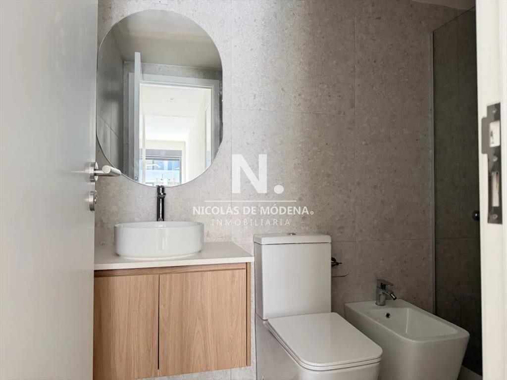 Apartamento en Pozo de 2 dormitorios. Carrasco.