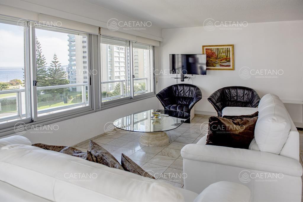 Vende apartamento de 3 dormitorios en Mansa, del