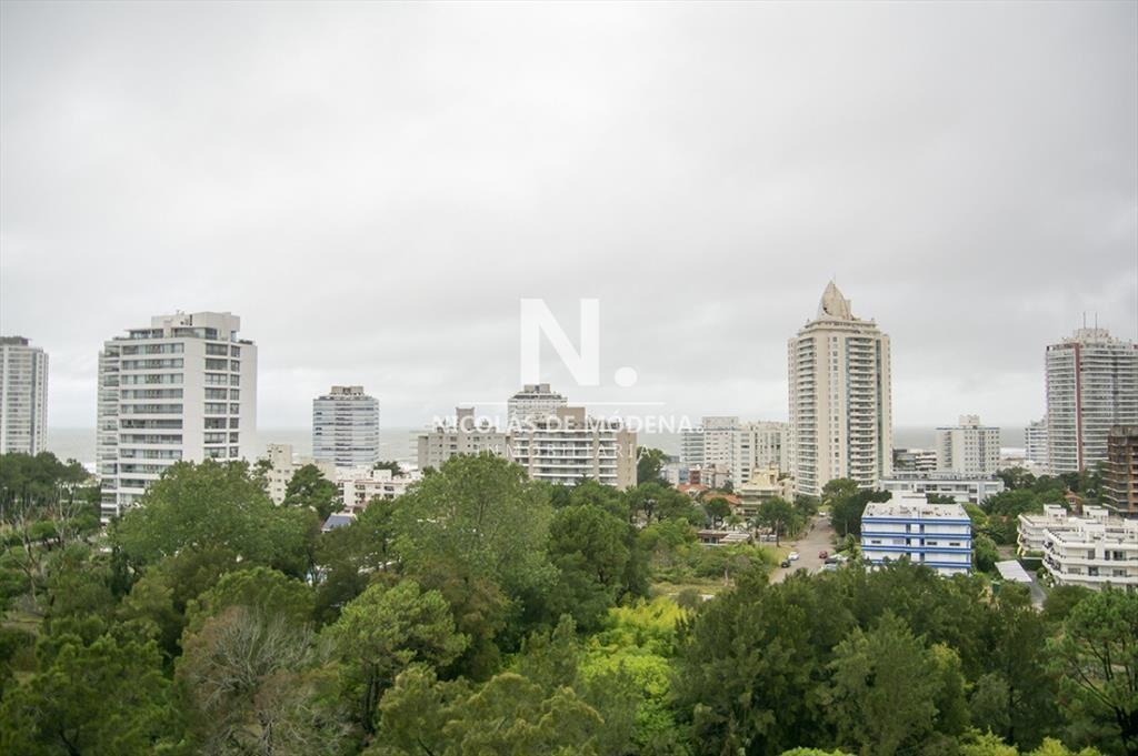 Apartamento en venta de 2 dormitorios en Punta