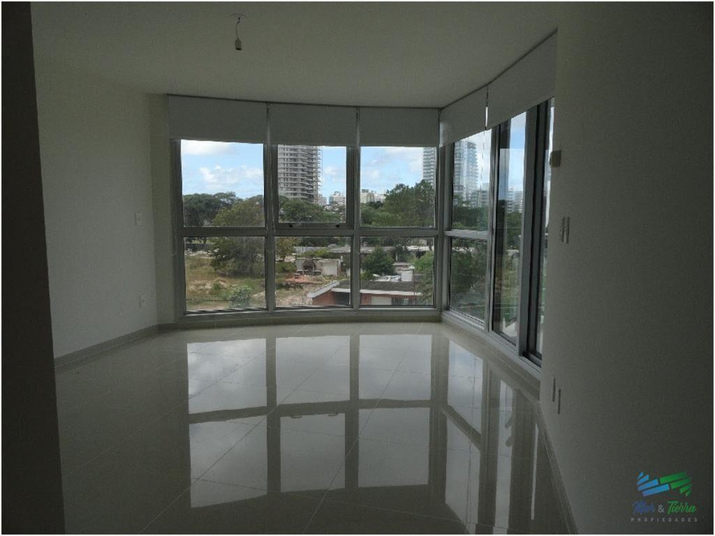 Apartamento en Mansa, 3 dormitorios *