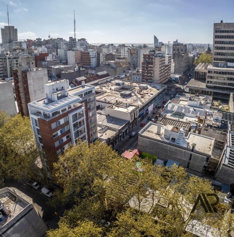 Apartamento en venta de 3 dormitorios c/ cochera en Cordón