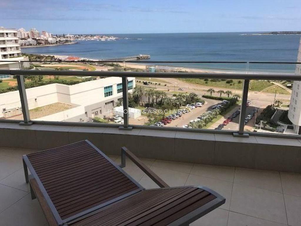 Apartamento en venta de 2 dormitorios en Season