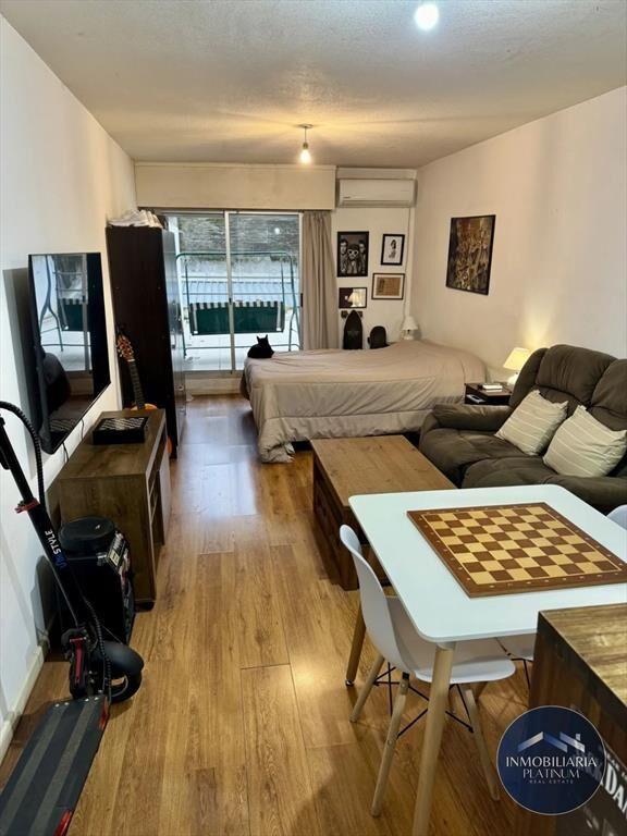 Apartamento en venta c/ Cochera en Pocitos