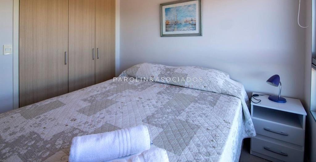 Lindo apartamento en venta de 2 dormitorios en Ocean Drive,