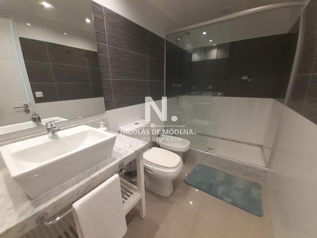 Departamento en venta en Torre de jerarquía a de