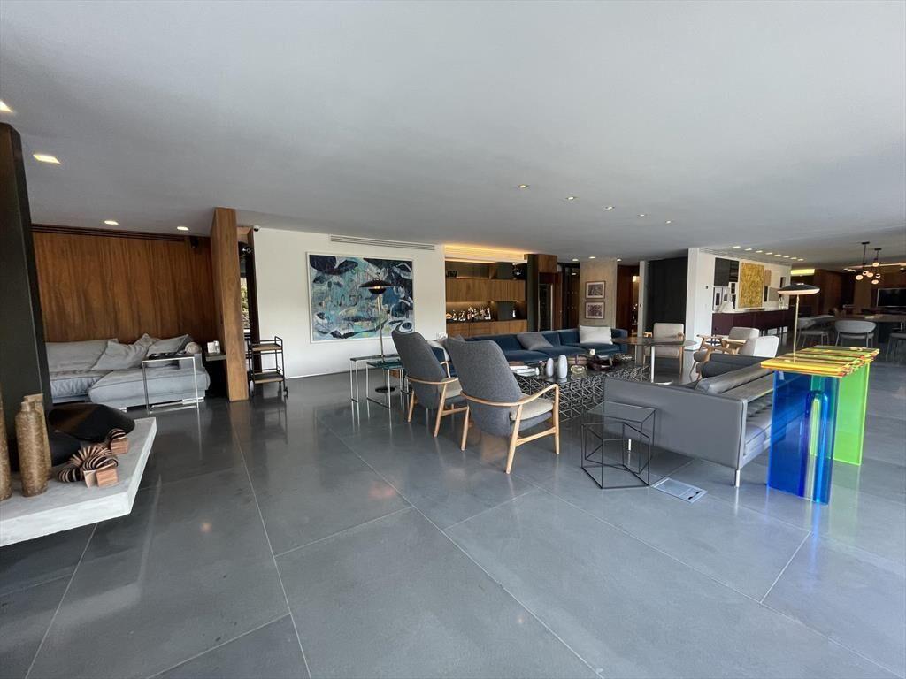 Venta de apartamento 4 Dormitorios en Parque Miramar