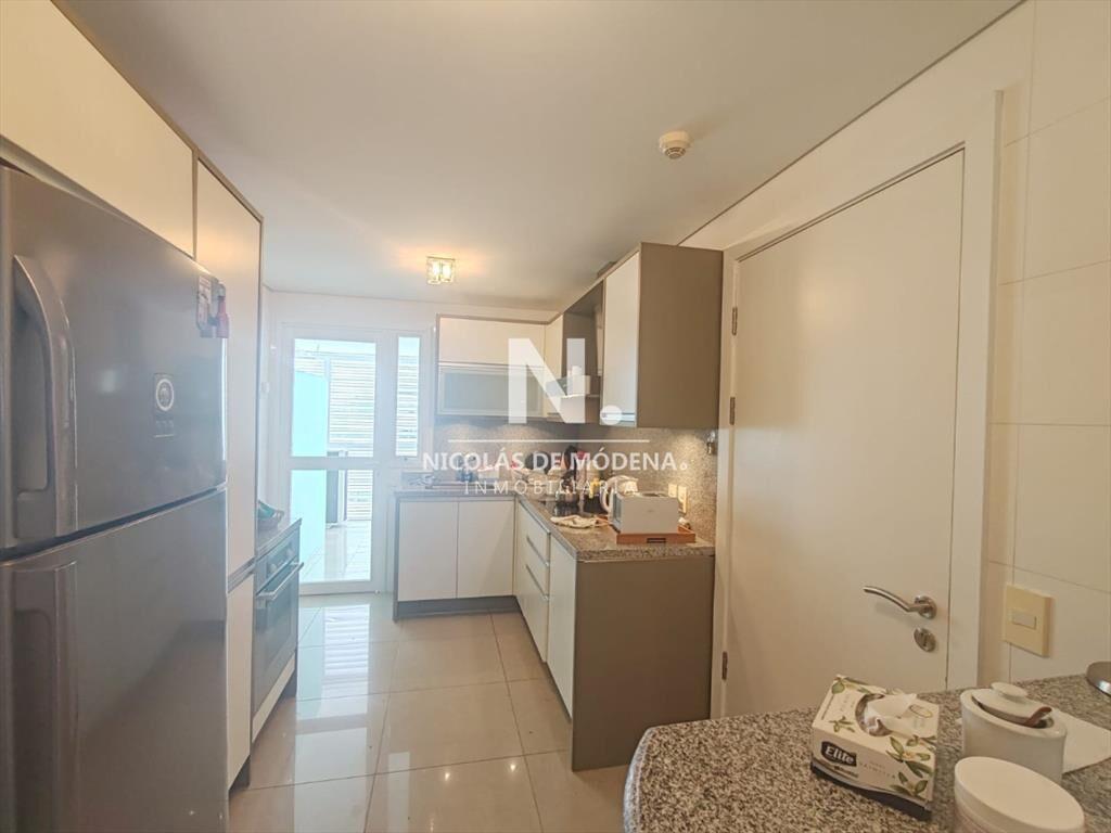 Apartamento de 2 dormitorios en Torre Aquarella