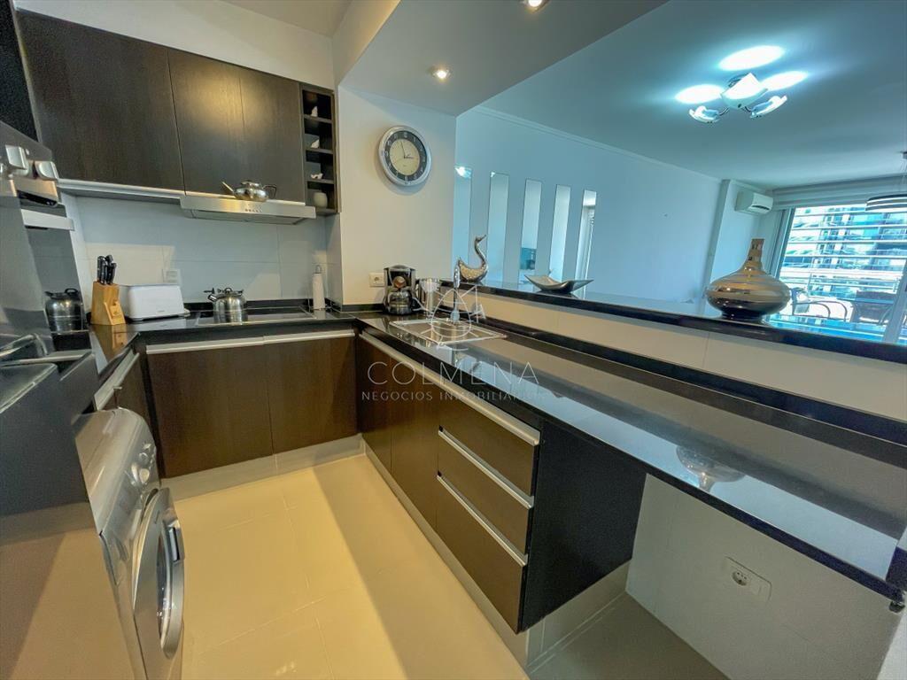 Exclusivo apartamento en alquiler de verano en Forest Tower