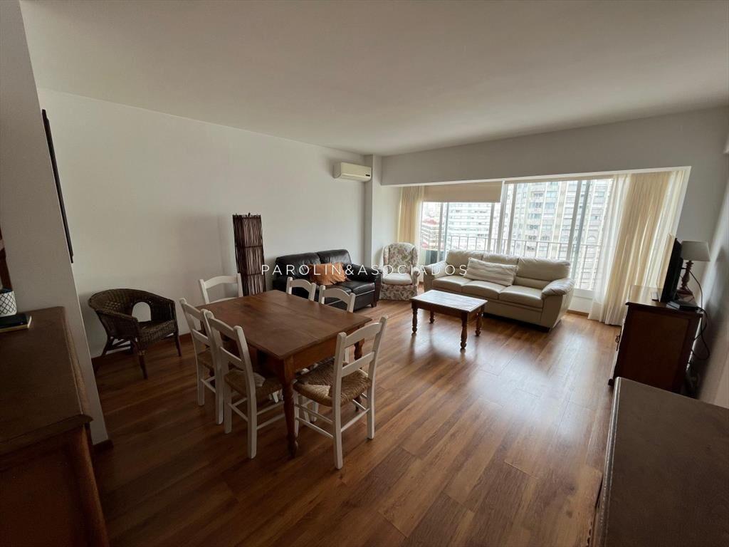 Apartamento En Venta, Playa Brava.