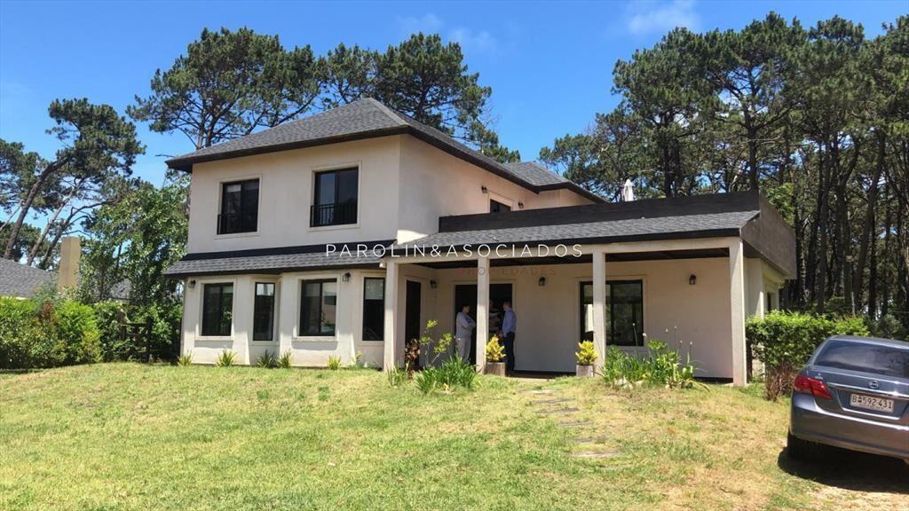 Casa en venta de 4 dormitorios en La Arbolada,