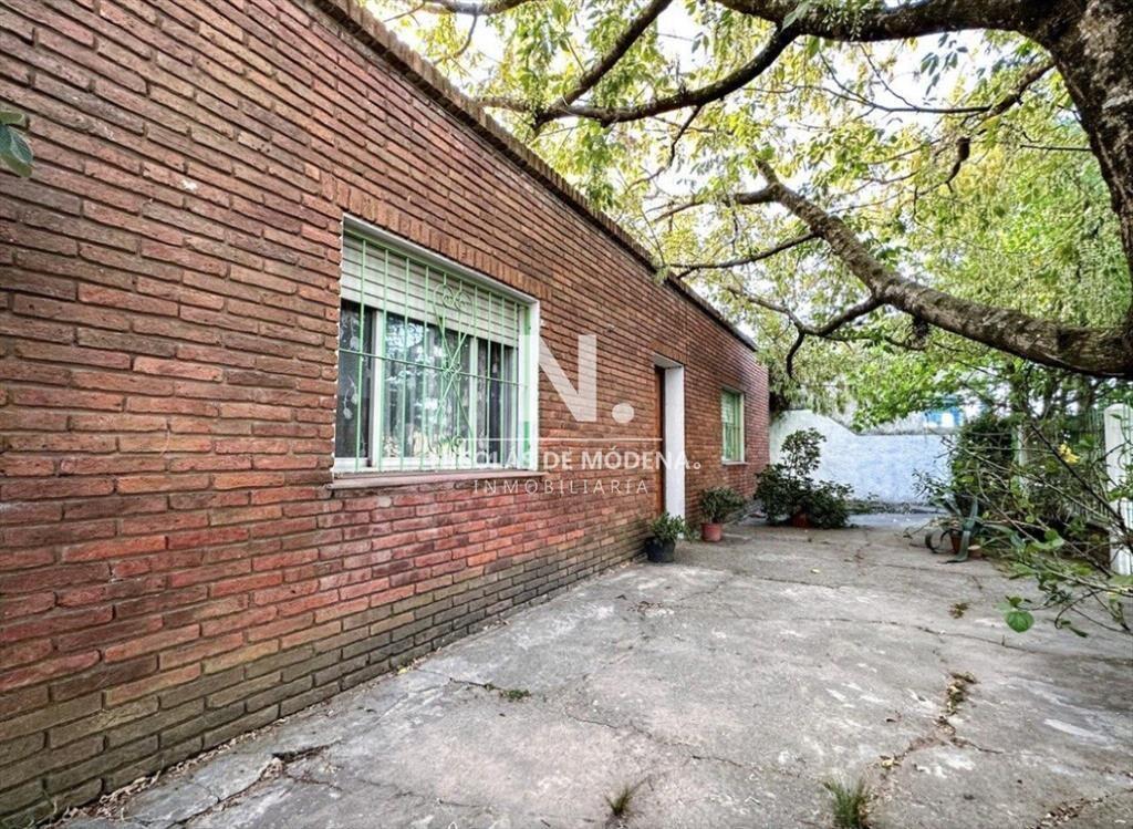 Venta de Lote con casa, ZONA COMERCIAL, en