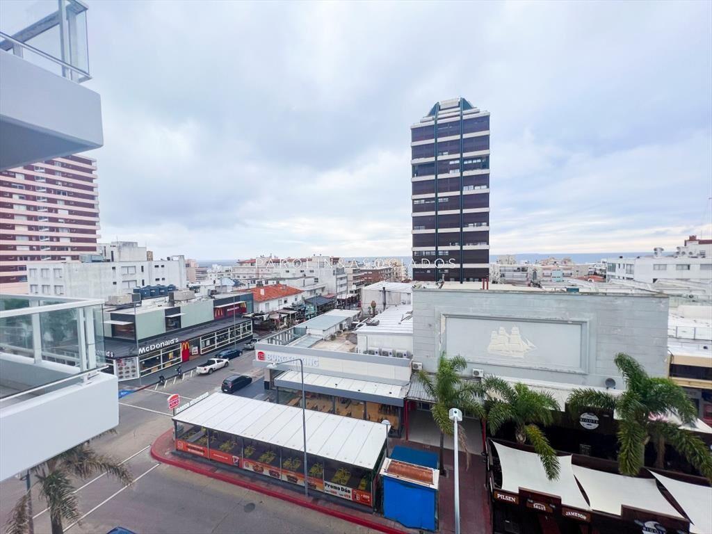 Apartamento de 1 dormitorio en venta y alquiler,