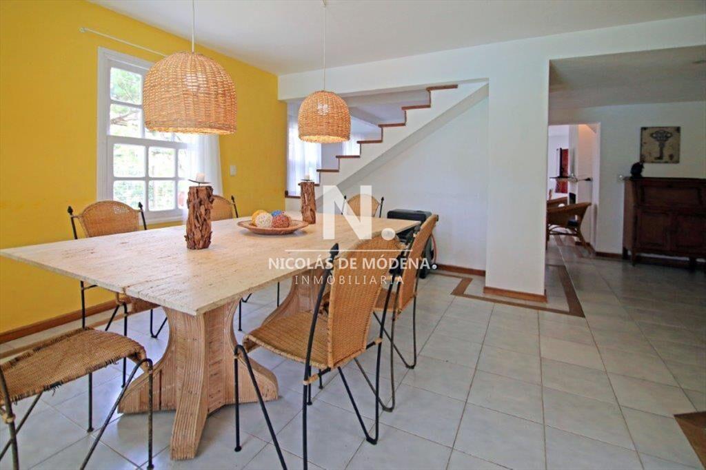 Venta de Casa de 4 dormitorios en La Barra, Punta