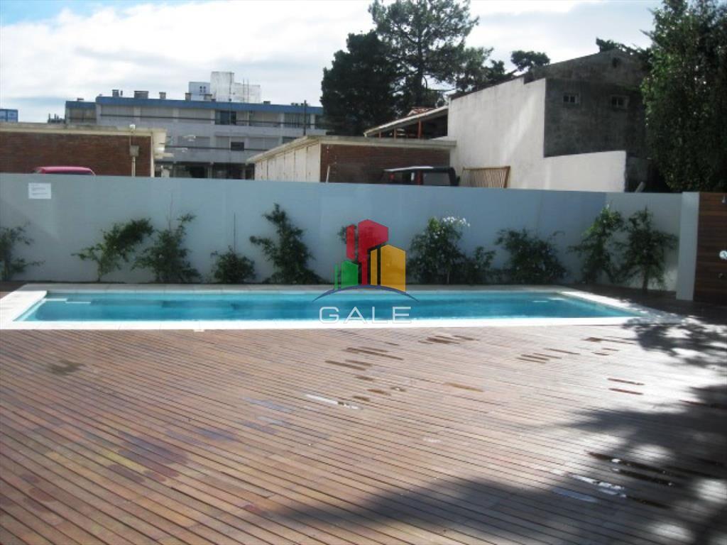 Apartamento en Brava 2 dormitorios con cochera