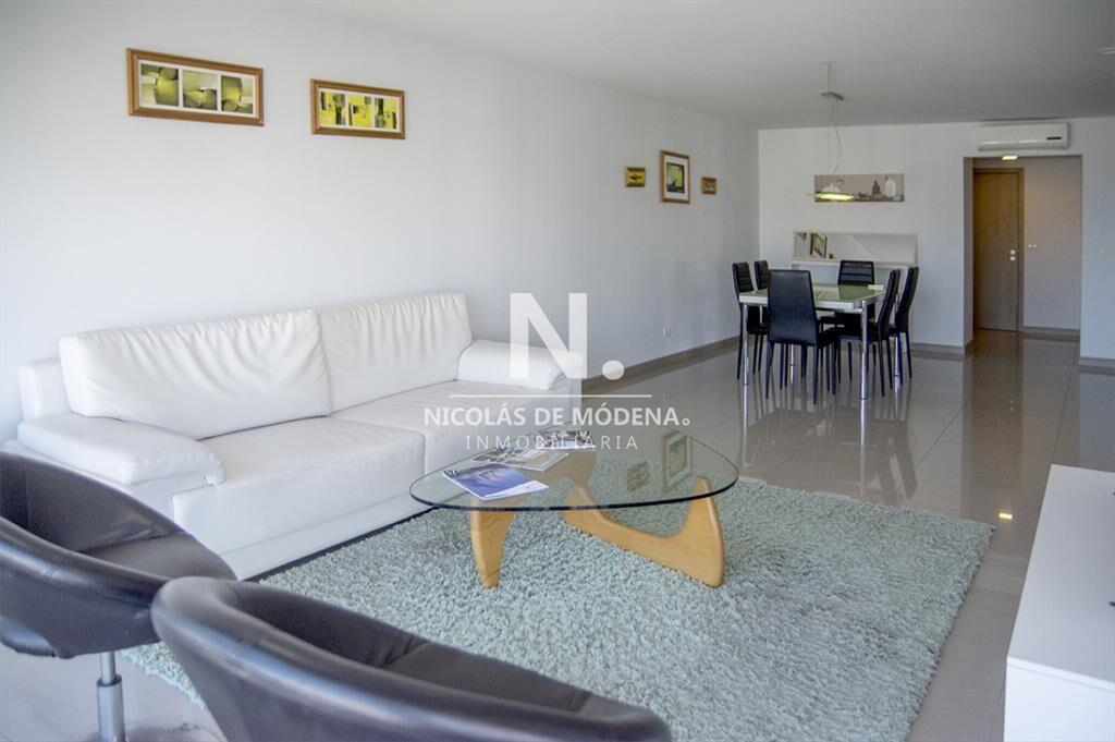 Departamento de 2 dormitorios en venta a ametros