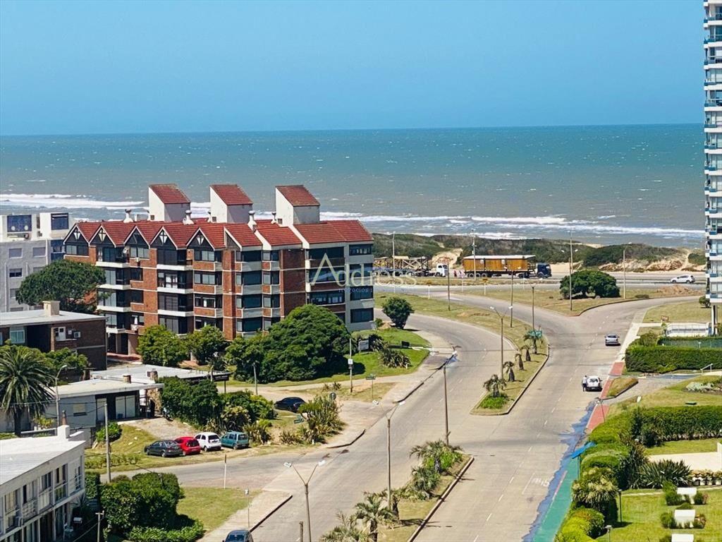 Departamento 3 dormitorios En Venta, Chiverta a