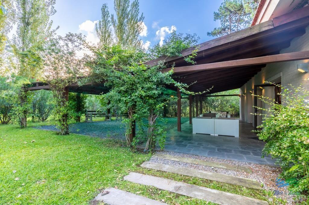 Vendo casa en barrio privado con todos los Punta