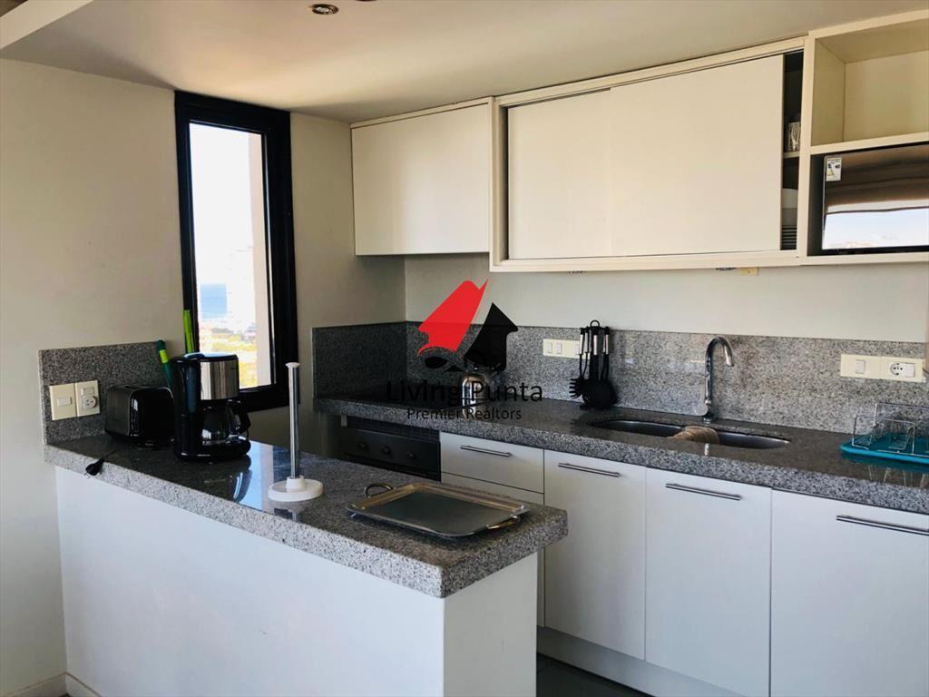 apartamento en alquiler parada 6 de la brava