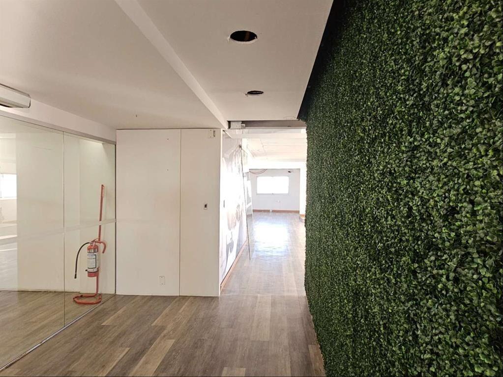 ALQUILER - OFICINA CORDON S/ 18 DE JULIO - EDIFICIO CORPORA
