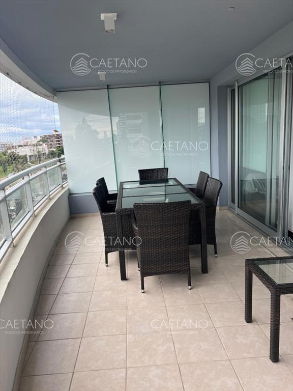 Apartaento de 3 dormitorios en venta proximo al