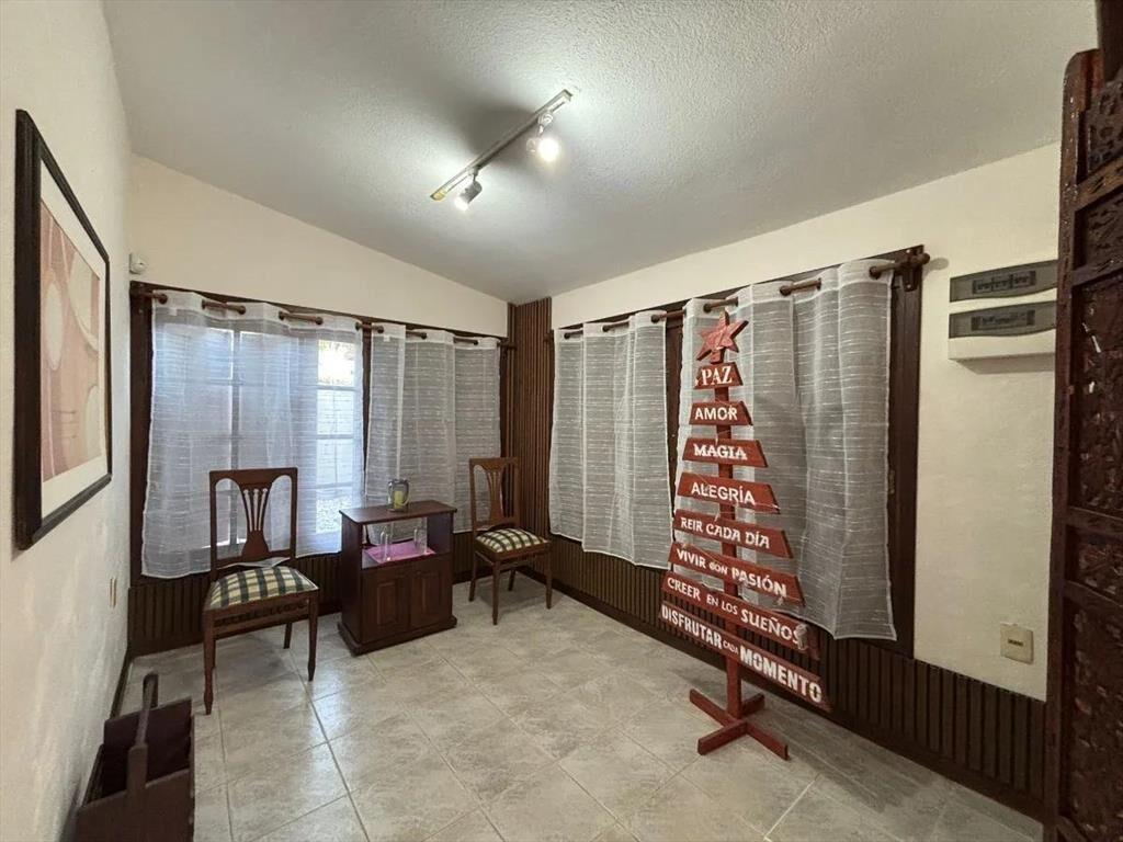 Casa en venta con apartamento en mismo padron piscina 560 m