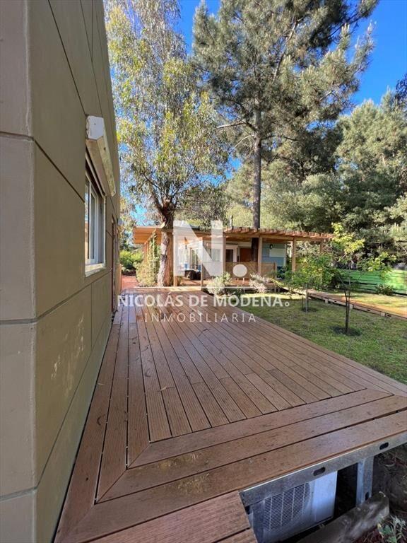 Casa en venta de 5 dormitorios con jardÃ­n  en