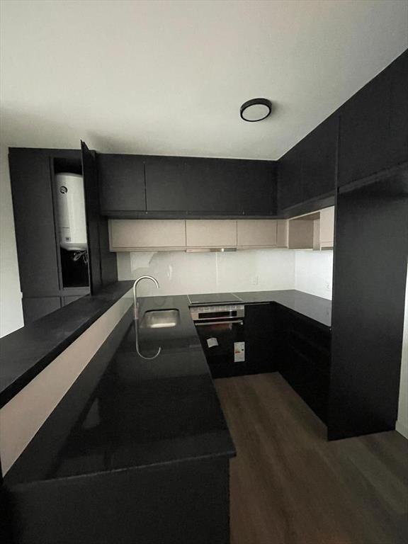 Venta Apartamento amplio 2 dormitorio, 2 baños y balcón con