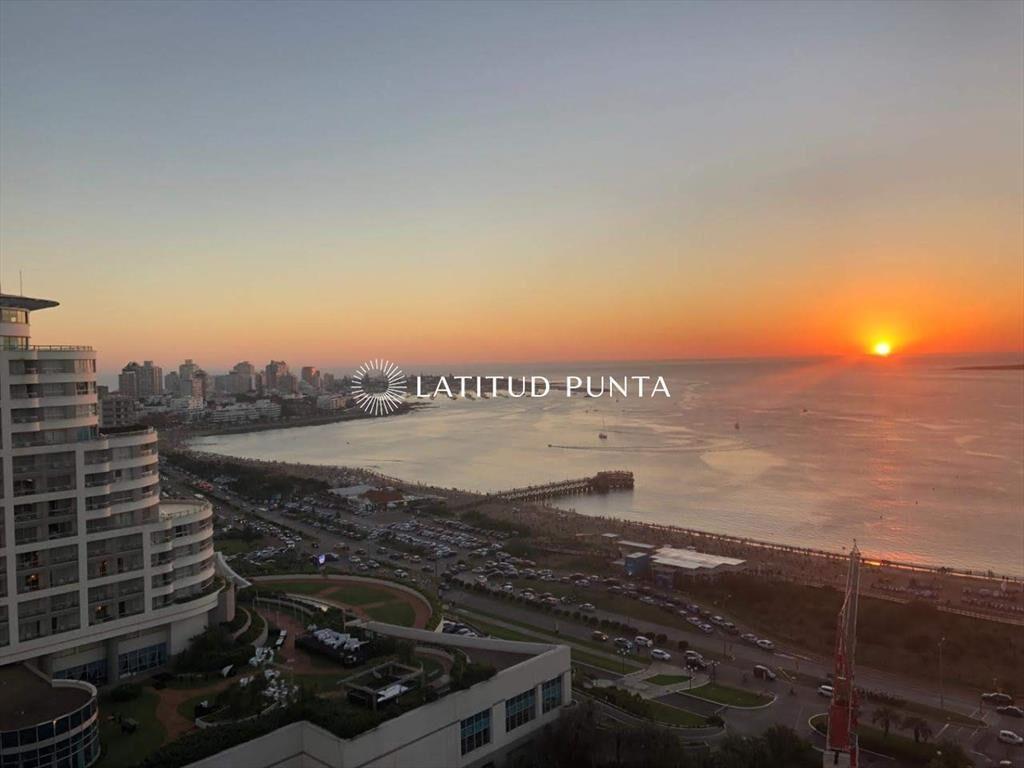 Apartamento de 2 dormitorios en mansa.