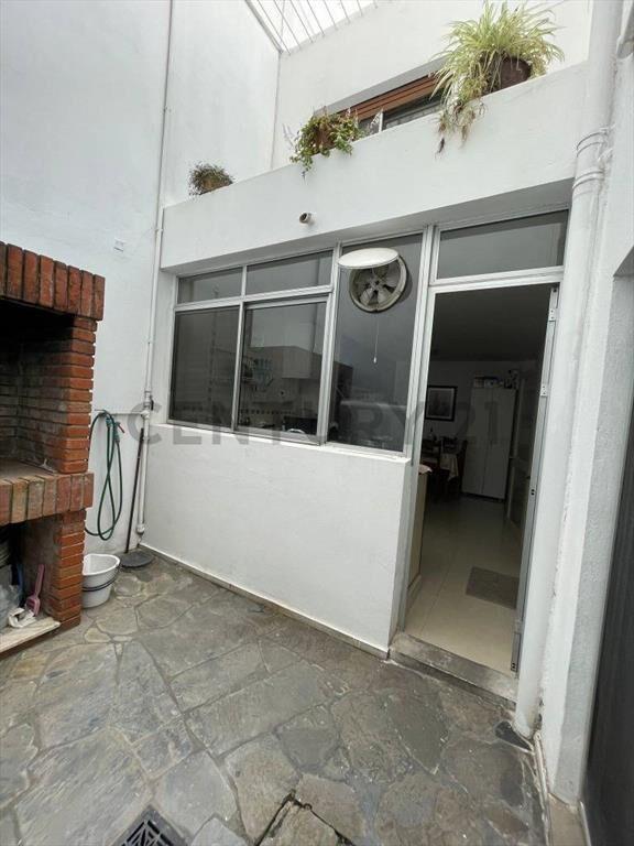 Venta Casa 2 plantas.Cordon.3 dormitorios.3 baños.Garaje....
