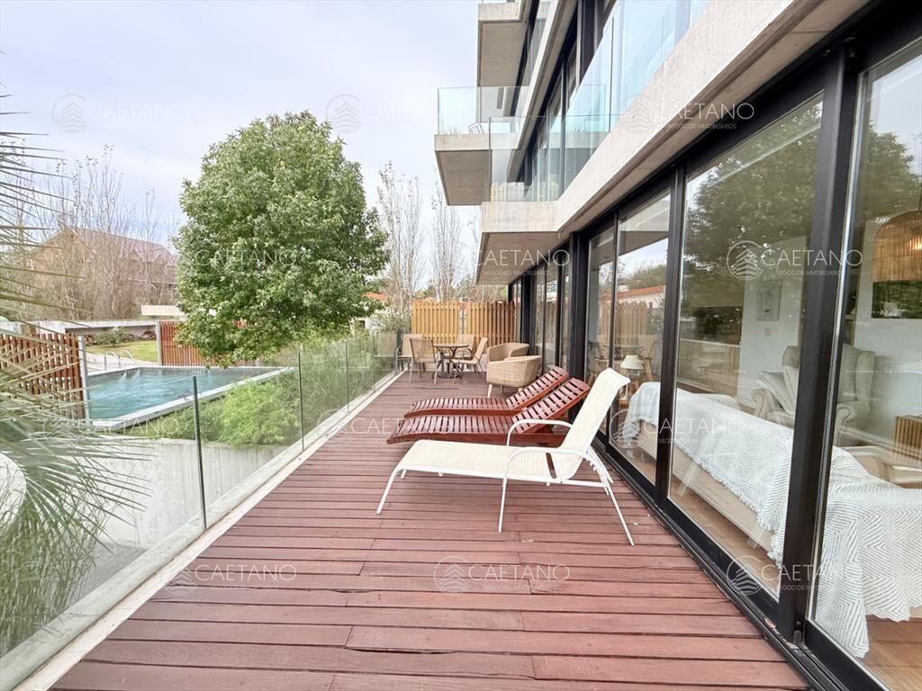 Excepcional apartamento a metros del mar!
