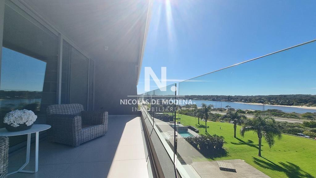 Apartamento en Tiburon Terrazas Barra, 3 Suites+