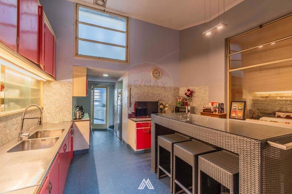 VENTA CASA DE ESTILO, SOBRE AV BUSCHENTAL, PRADO