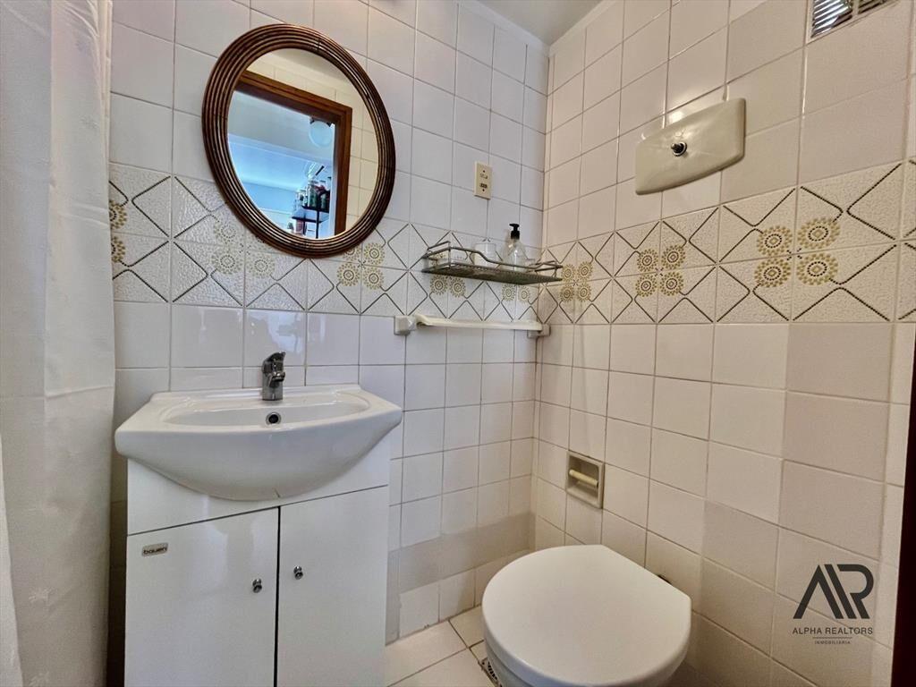 Apartamento en venta c/ cochera en Cantegril