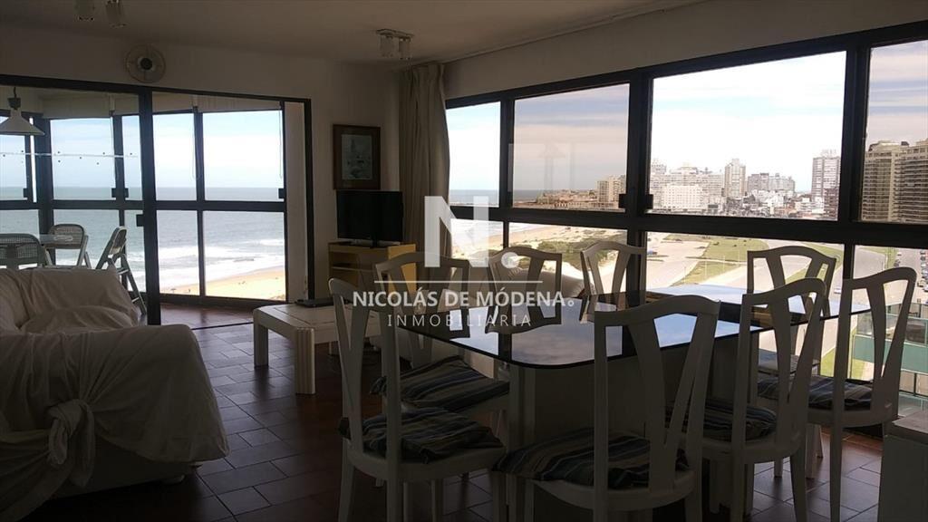 Apartamento en torre Cristal 3 Dormitorios
