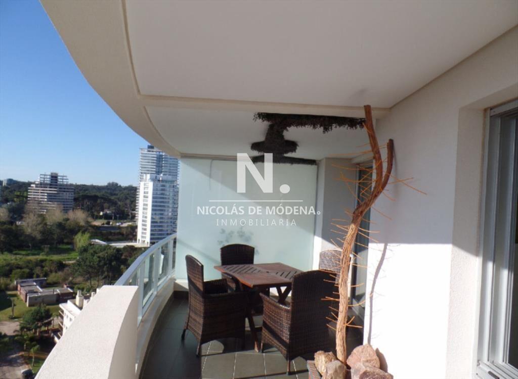 Se vende apartamento en Punta del Este, Brava de