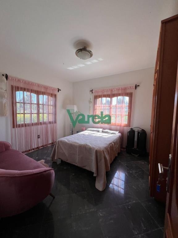 Venta de casa de 4 dormitorios 2 baÃ±os en Bello