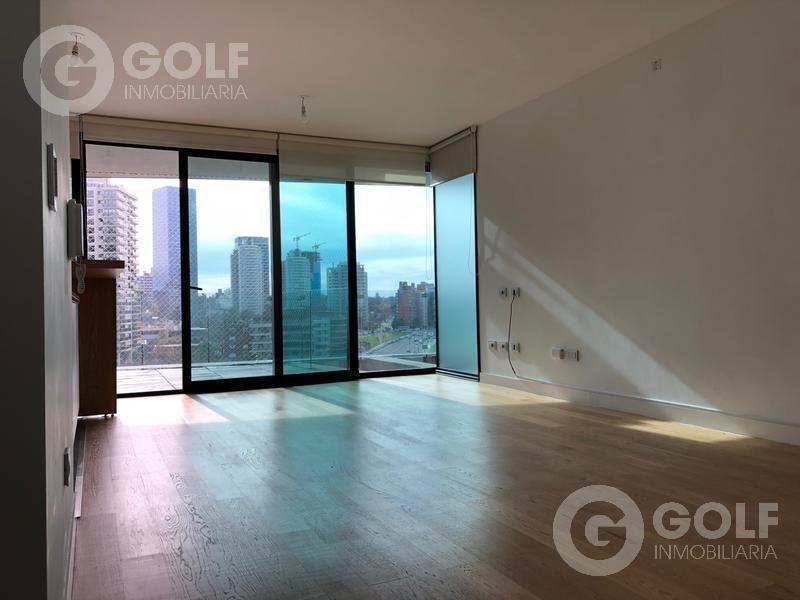 Venta apartamento de 2 dormitorios con 2 garajes en Forum c