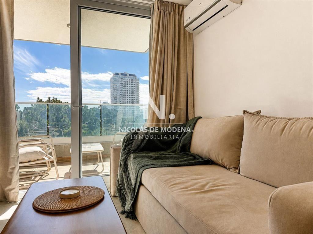 Alquila excelente apartamento de 1 dormitorio en Brava - Pu