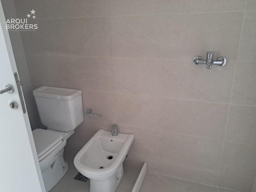 Apartamento de 2 dormitorios en alquiler en Cordón - 1003