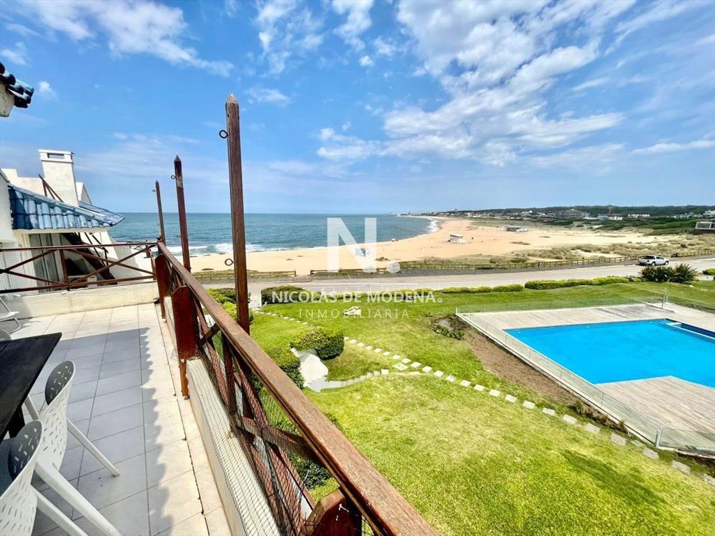 Apartamento en venta con vista privilegiada en Manantiales,